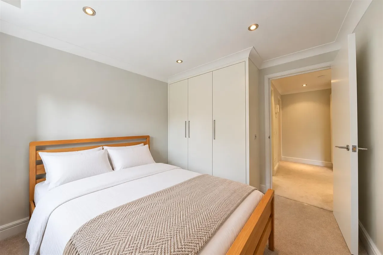 Eton Avenue, Belsize Park, NW3, photo 6