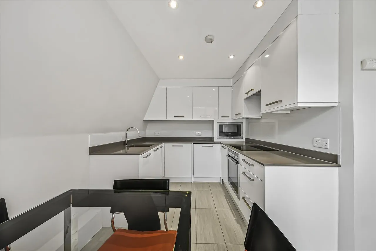 Eton Avenue, Belsize Park, NW3, photo 15