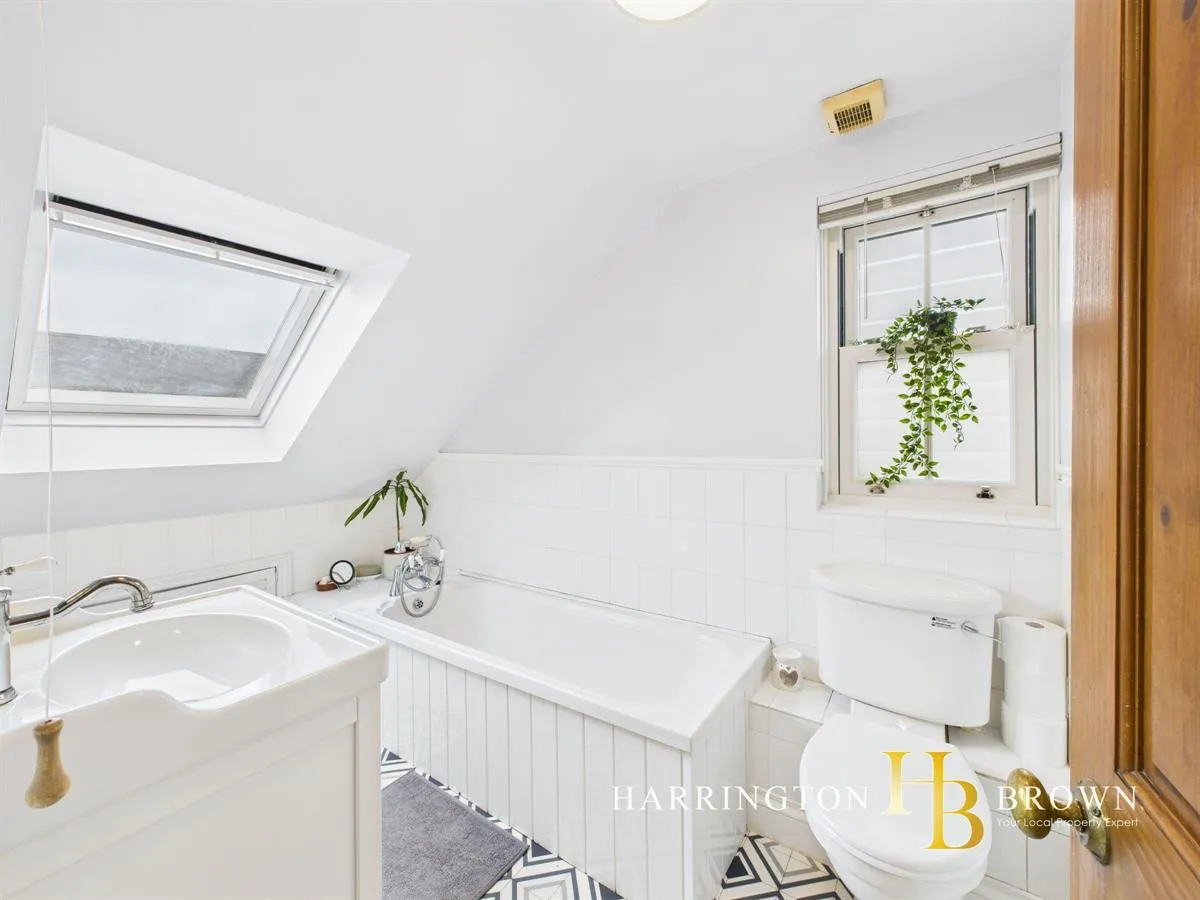 Bradley Lodge, Dipton, photo 11
