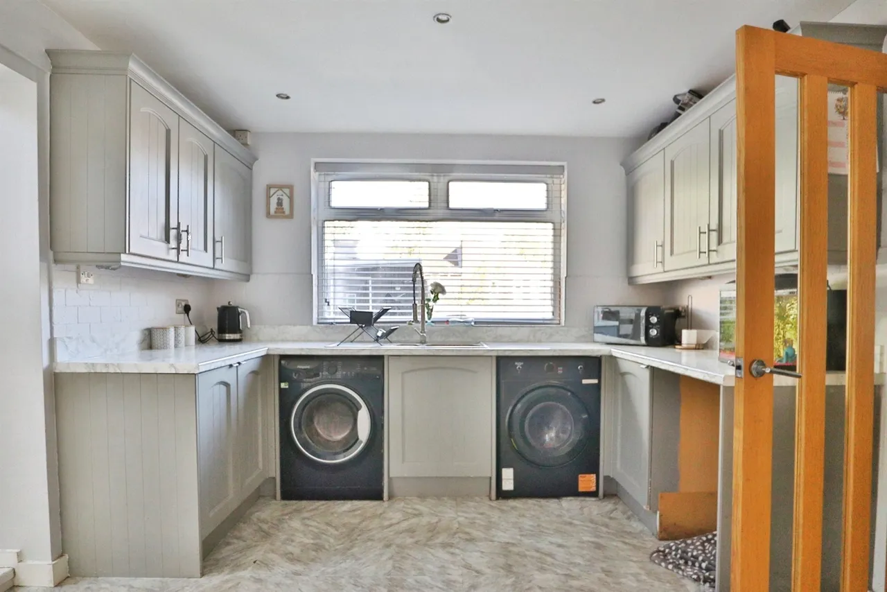 White Laithe Gardens, Leeds, LS14, photo 5