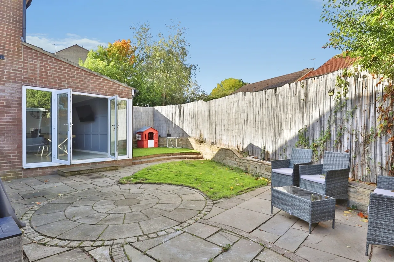 White Laithe Gardens, Leeds, LS14, photo 13