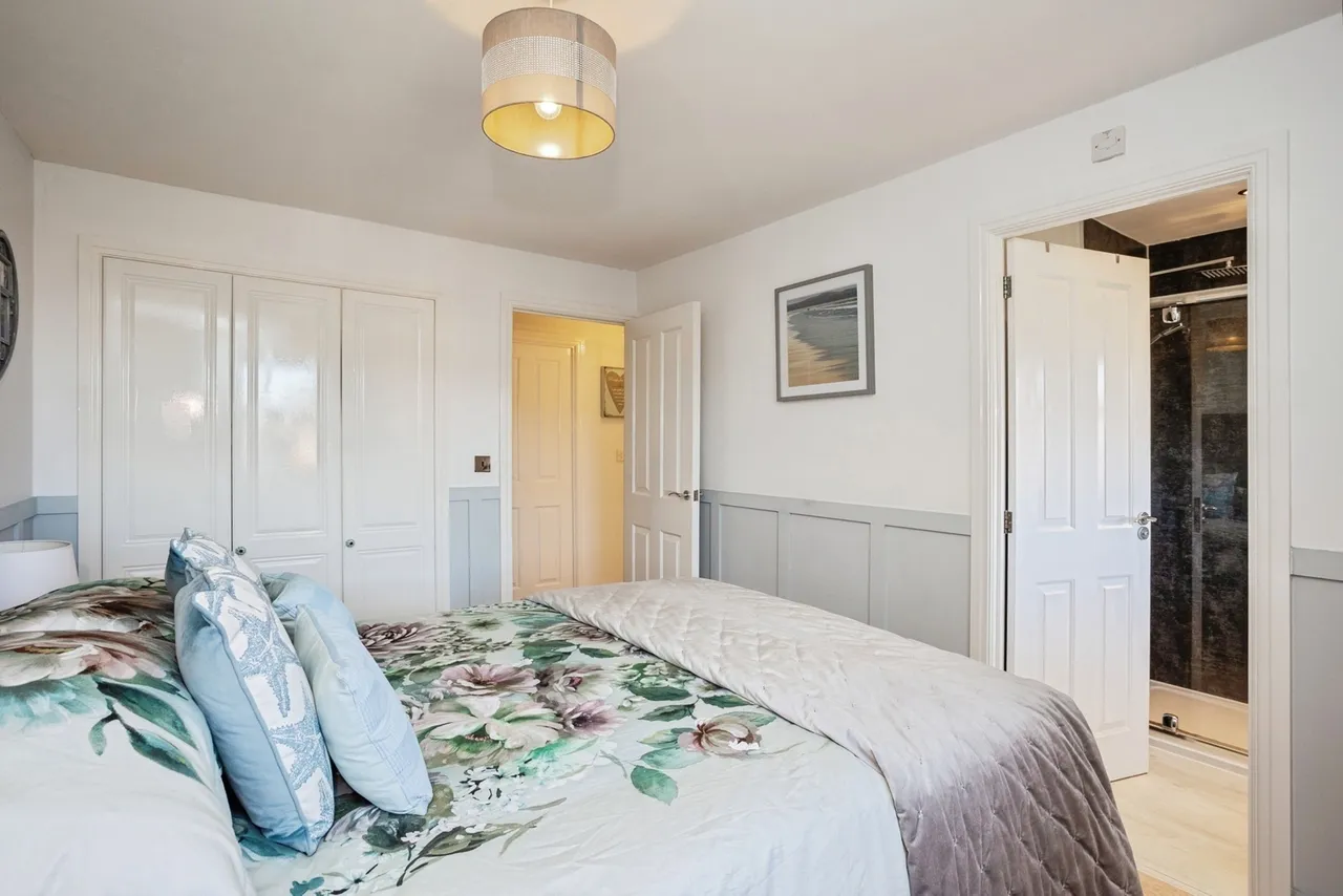 Swindale Close, Gamston, NG2, photo 13