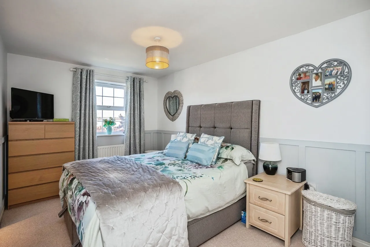 Swindale Close, Gamston, NG2, photo 14