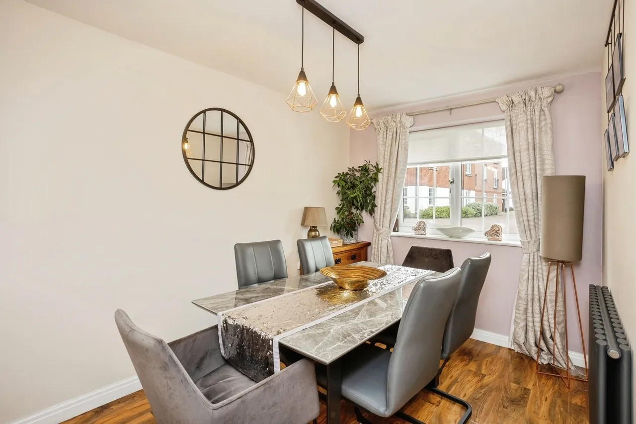 Swindale Close, Gamston, NG2, photo 5