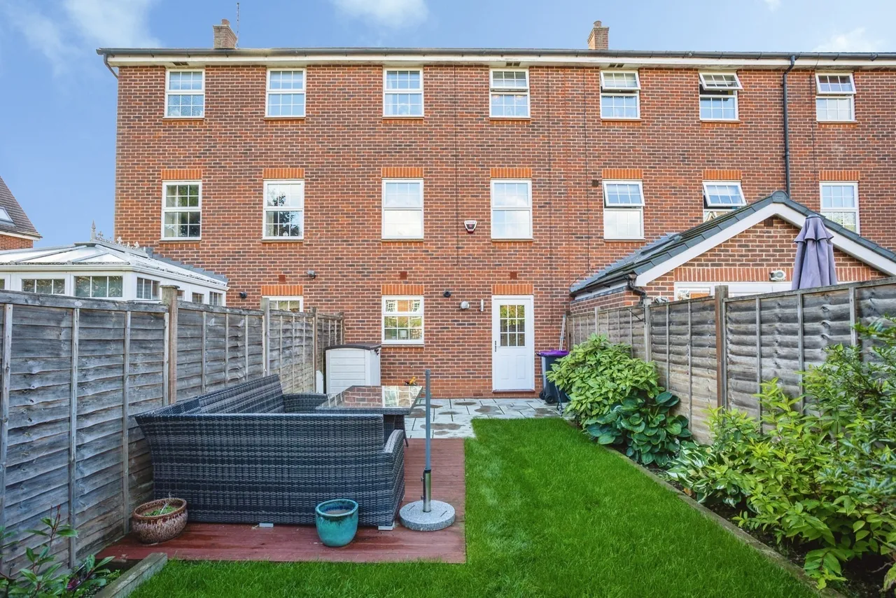 Swindale Close, Gamston, NG2, photo 2