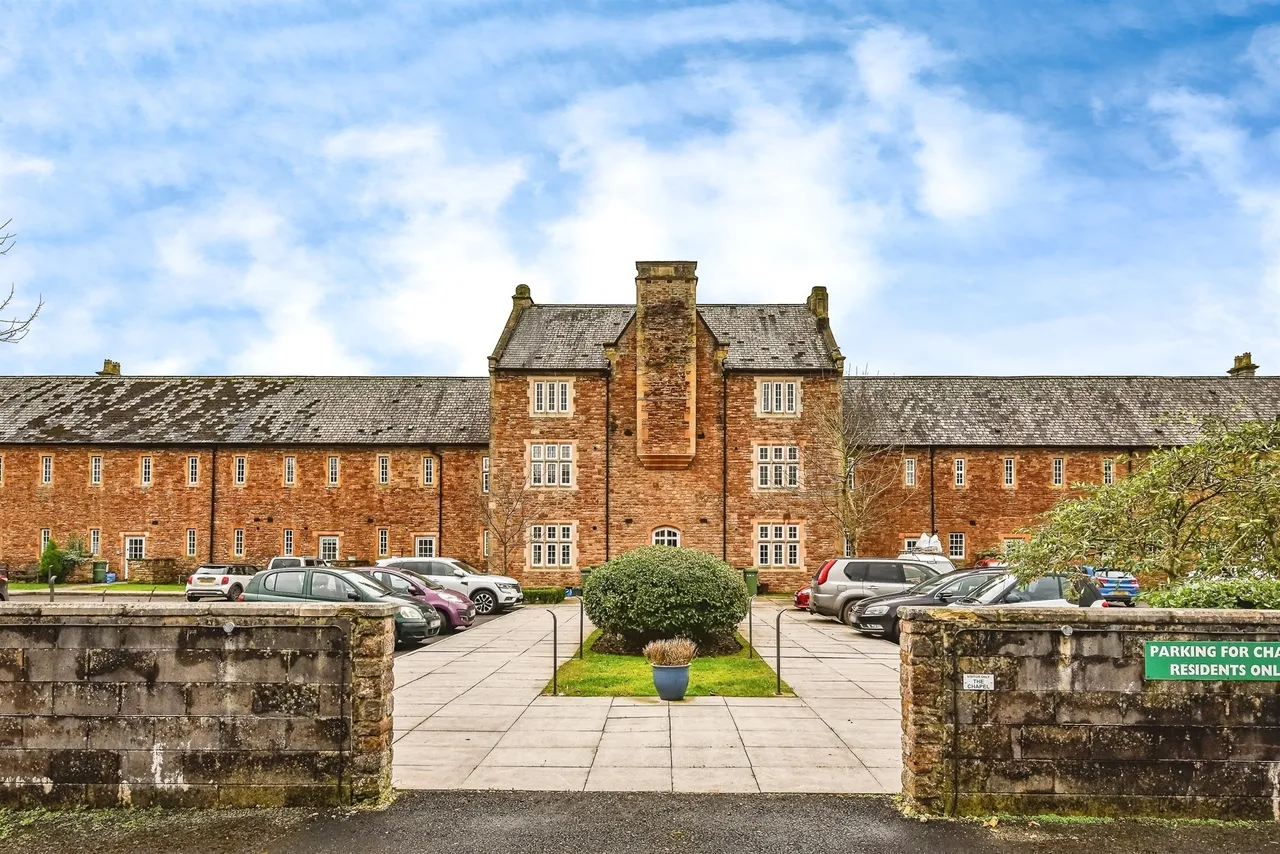 Lower Chapel Court, South Horrington Village, BA5, photo 2