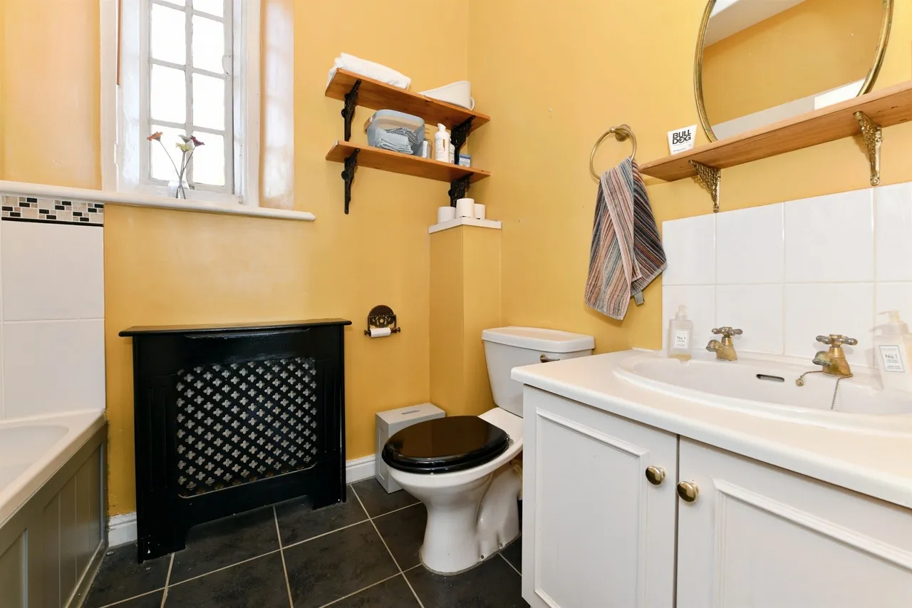 Lower Chapel Court, South Horrington Village, BA5, photo 14