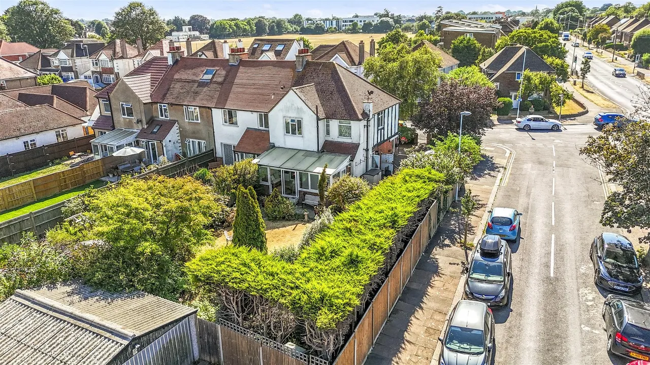 Beaumont Road, Worthing, photo 10