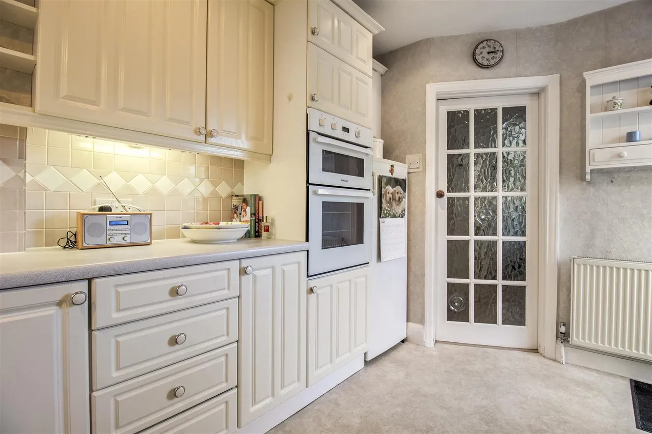 Beaumont Road, Worthing, photo 20