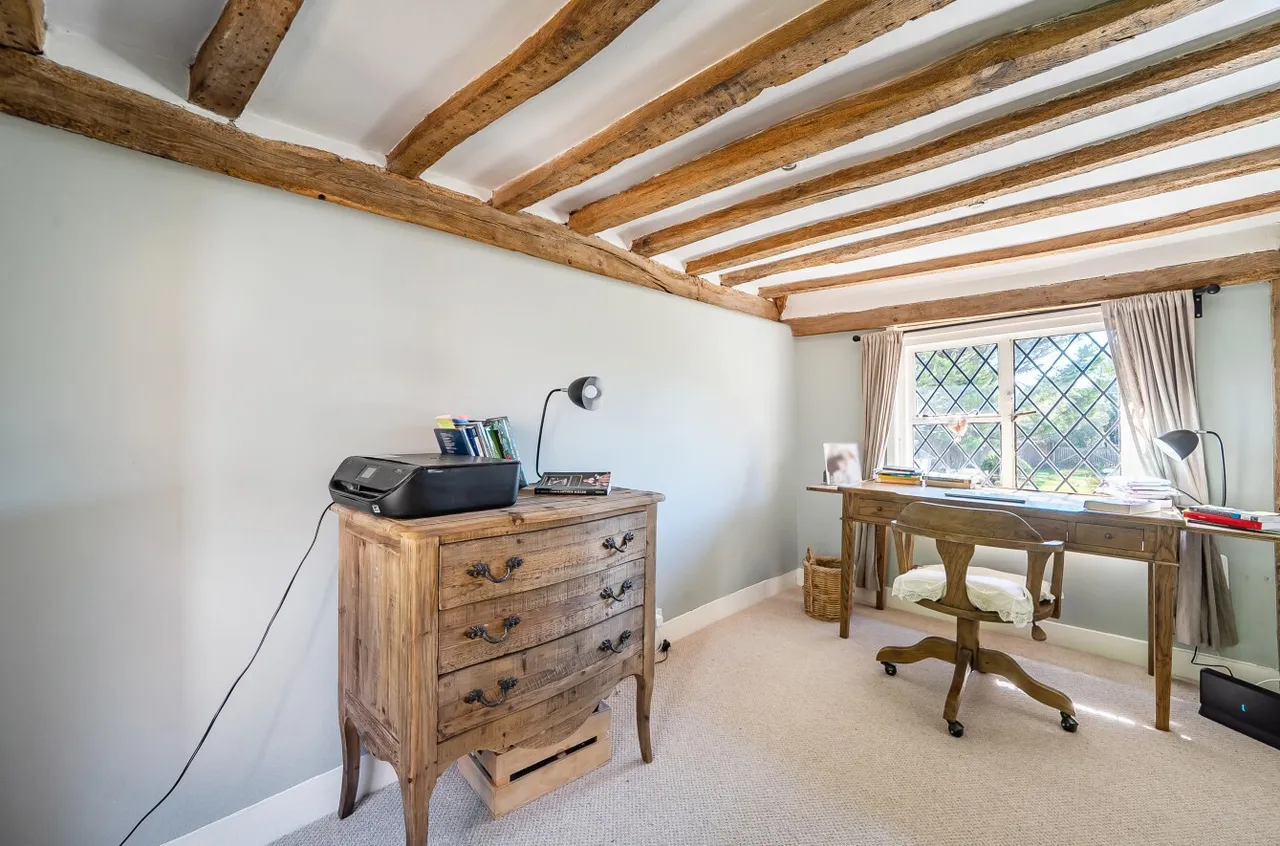 Haslemere Road, Brook, GU8, photo 19