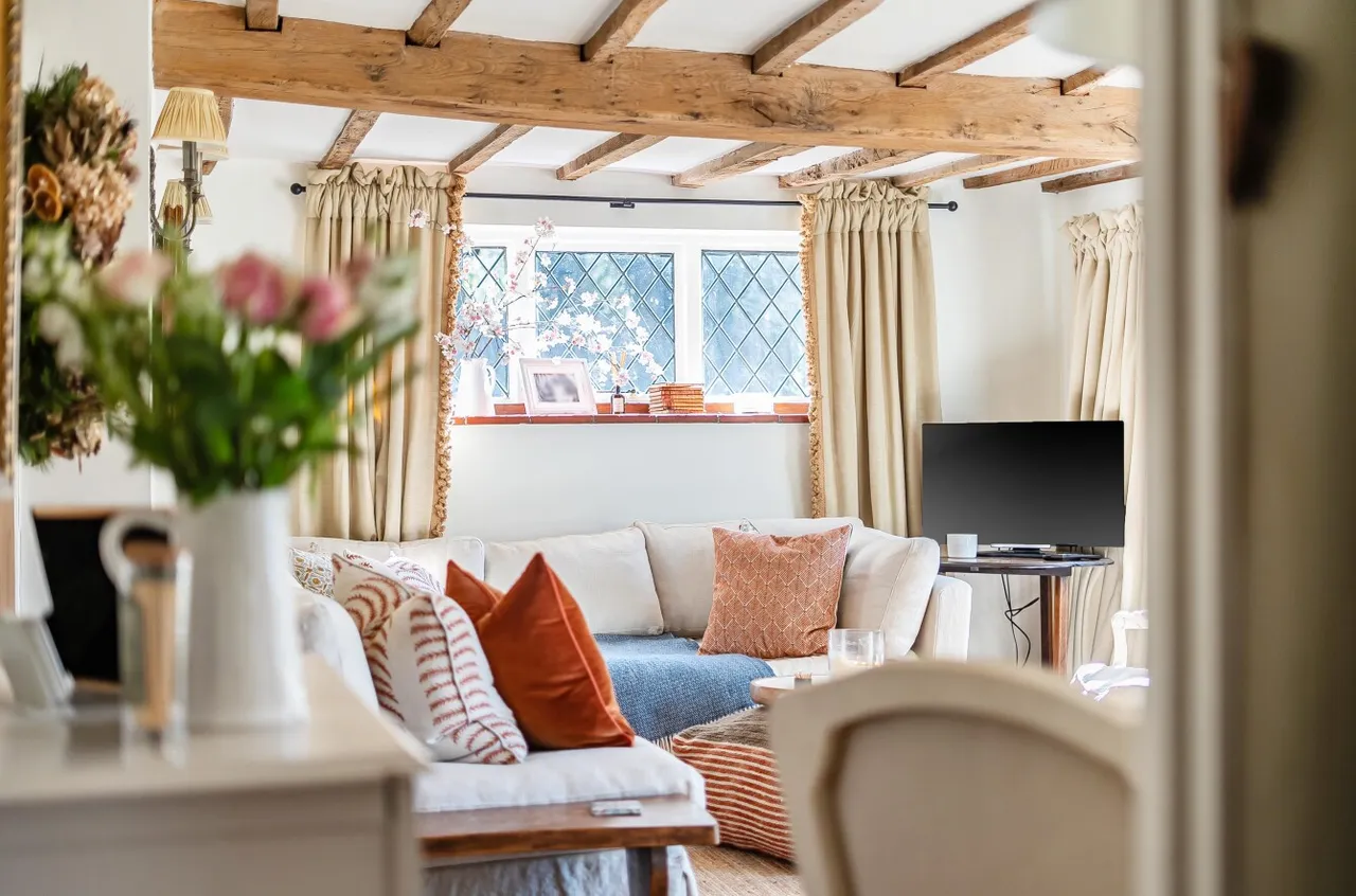 Haslemere Road, Brook, GU8, photo 4