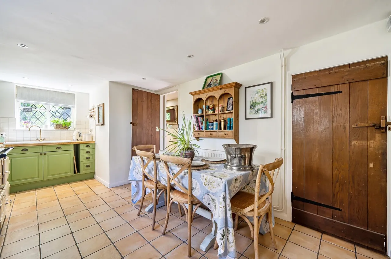 Haslemere Road, Brook, GU8, photo 3