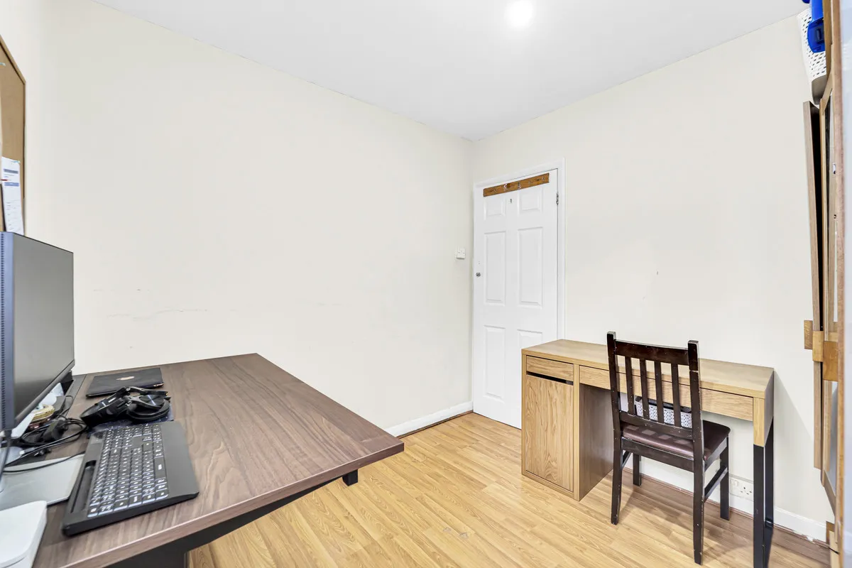 Errol Gardens, New Malden, KT3, photo 11
