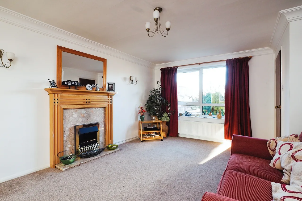 Edward Close, Hucknall, Nottingham, Nottinghamshire, NG15, photo 4
