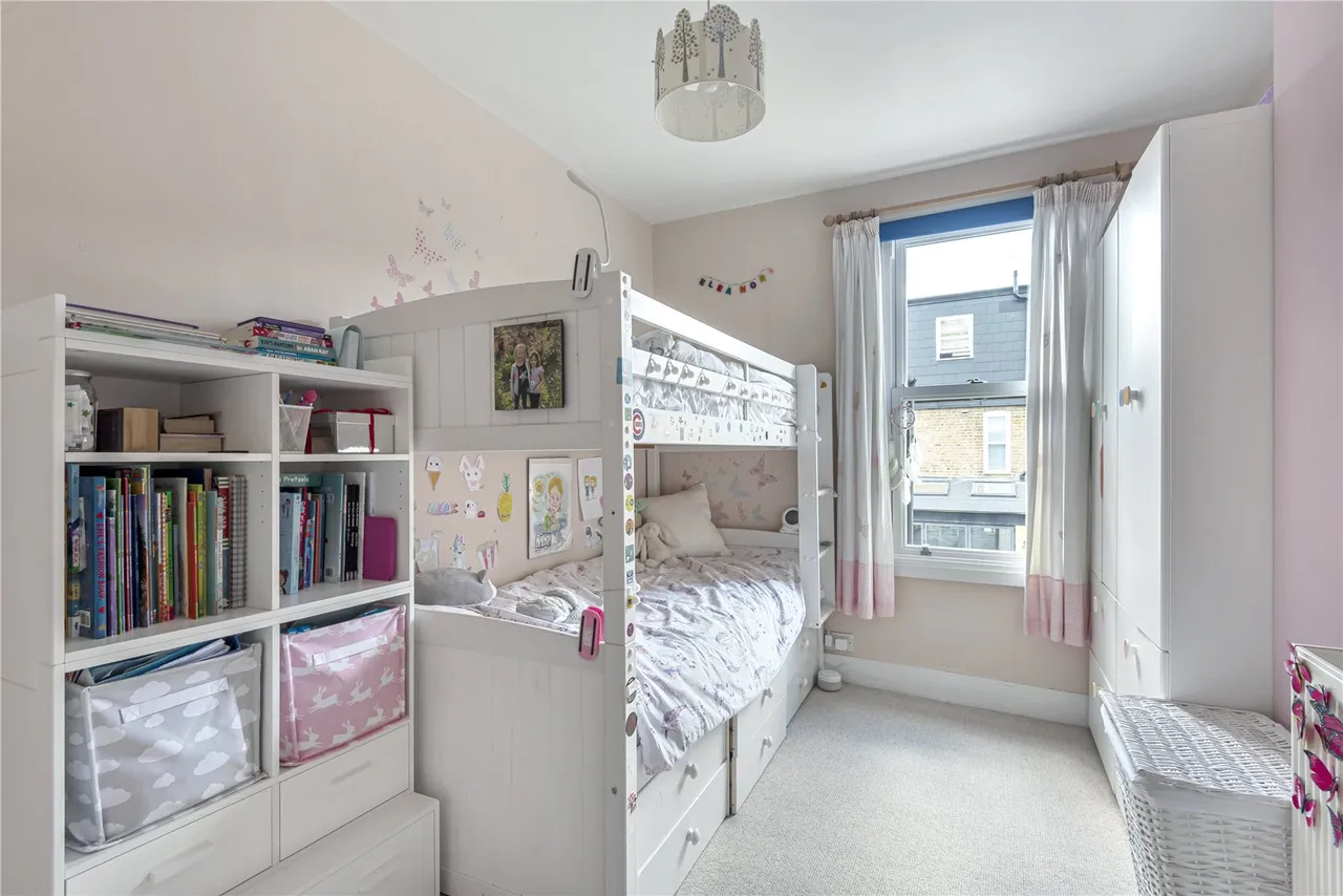 Shacklegate Lane, Teddington, TW11 8SH, photo 8