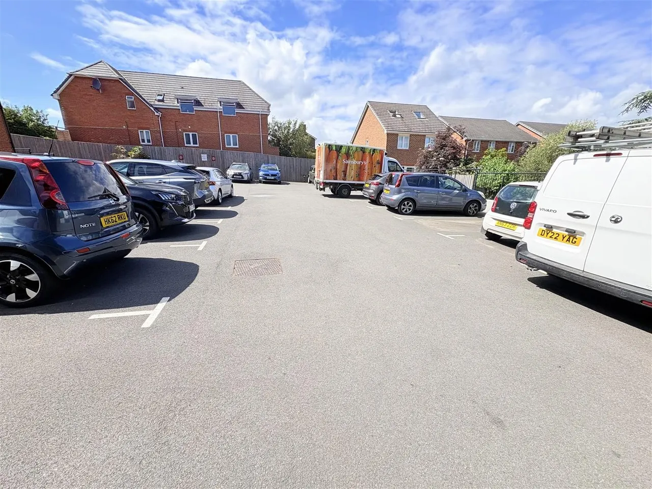 8 Botley Road, Park Gate, Southampton, photo 17