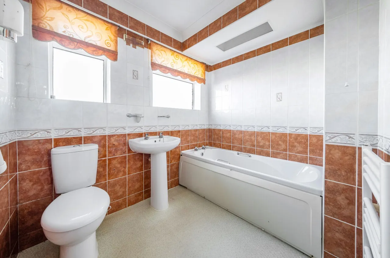 Ash Grove, Bognor Regis, PO22, photo 11