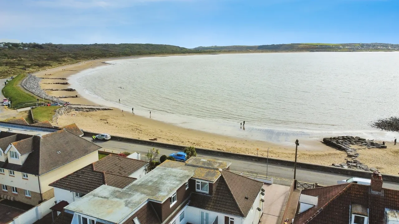 Beach Road, Porthcawl, CF36, photo 4