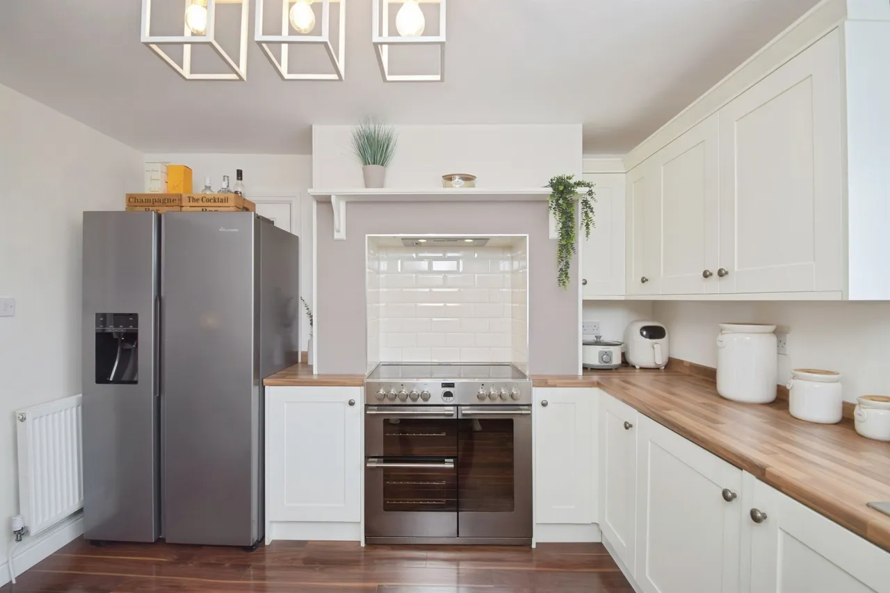 Beach Road, Porthcawl, CF36, photo 10