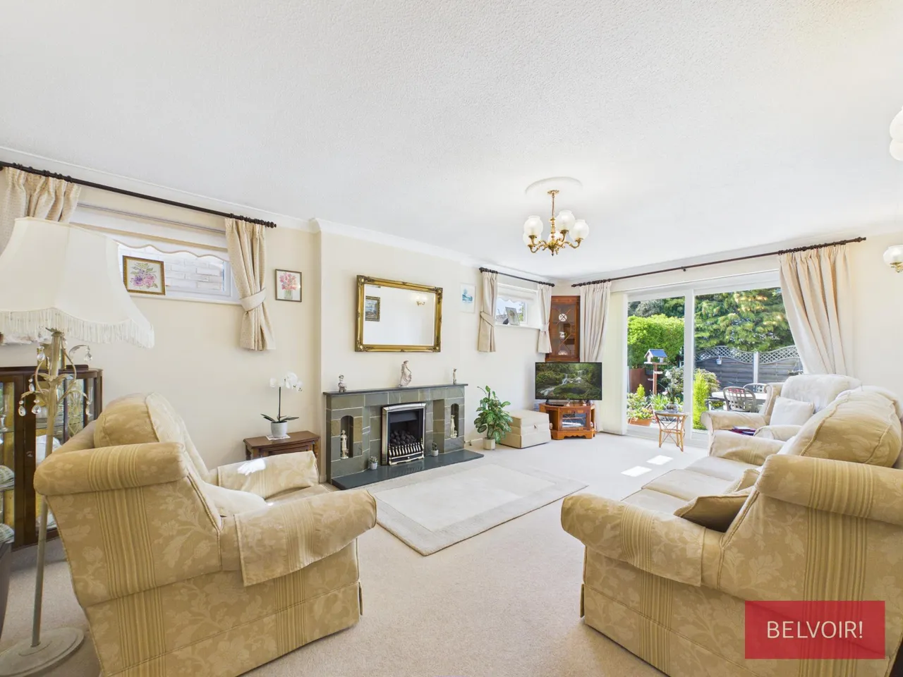Laurels Avenue, Bangor-On-Dee, Wrexham, LL13, photo 3