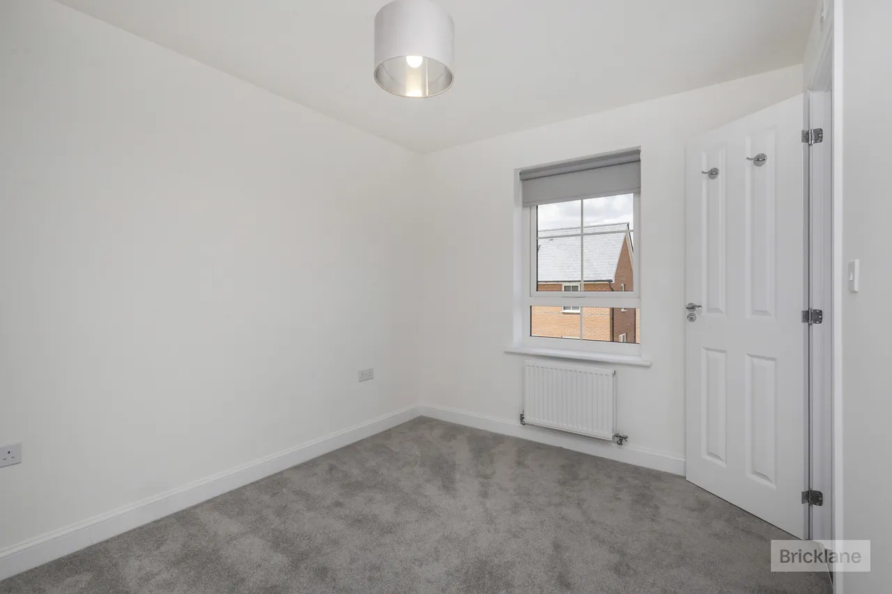 Tangmere Road, Hailsham, BN27, photo 8