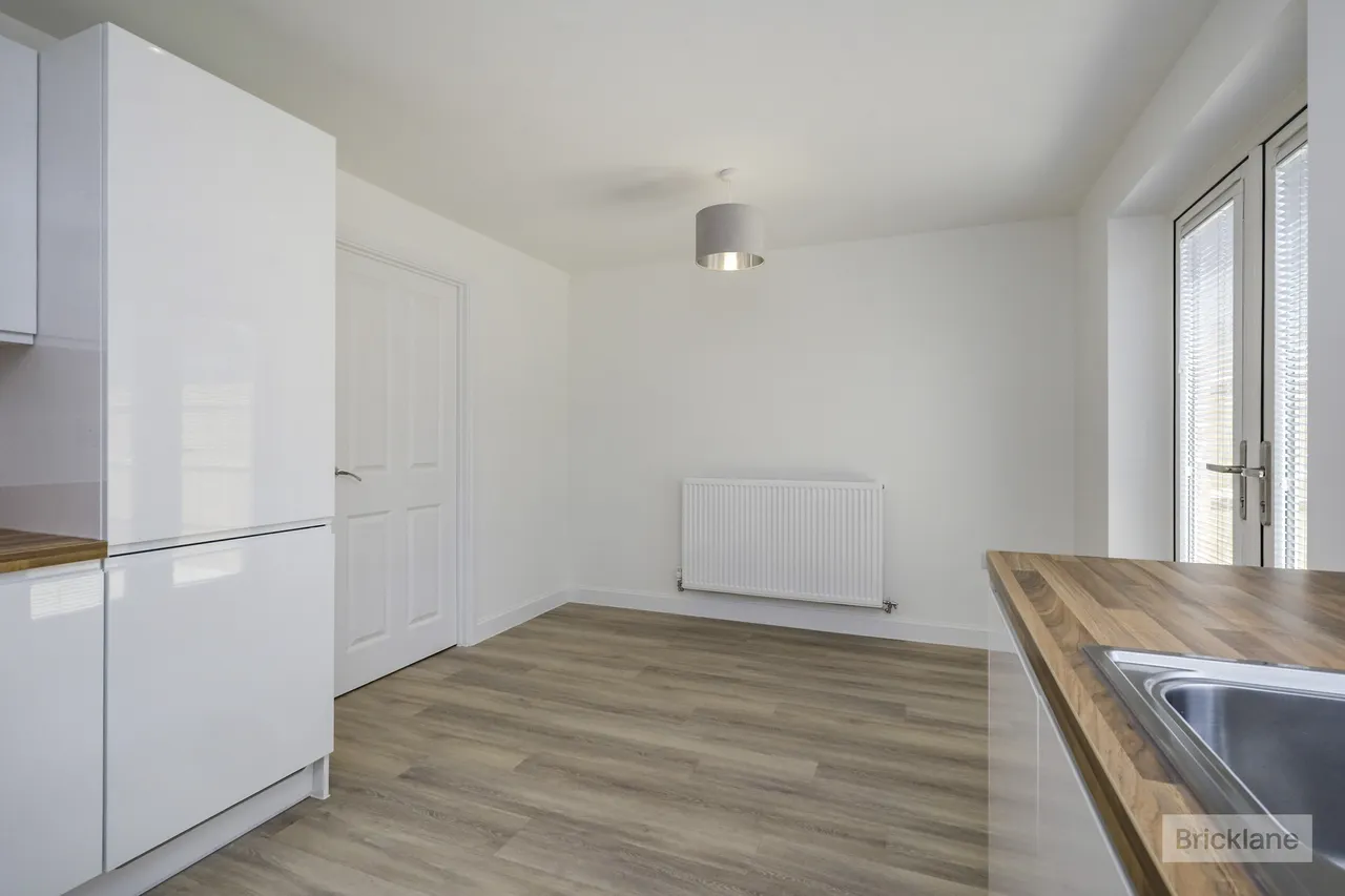 Tangmere Road, Hailsham, BN27, photo 4