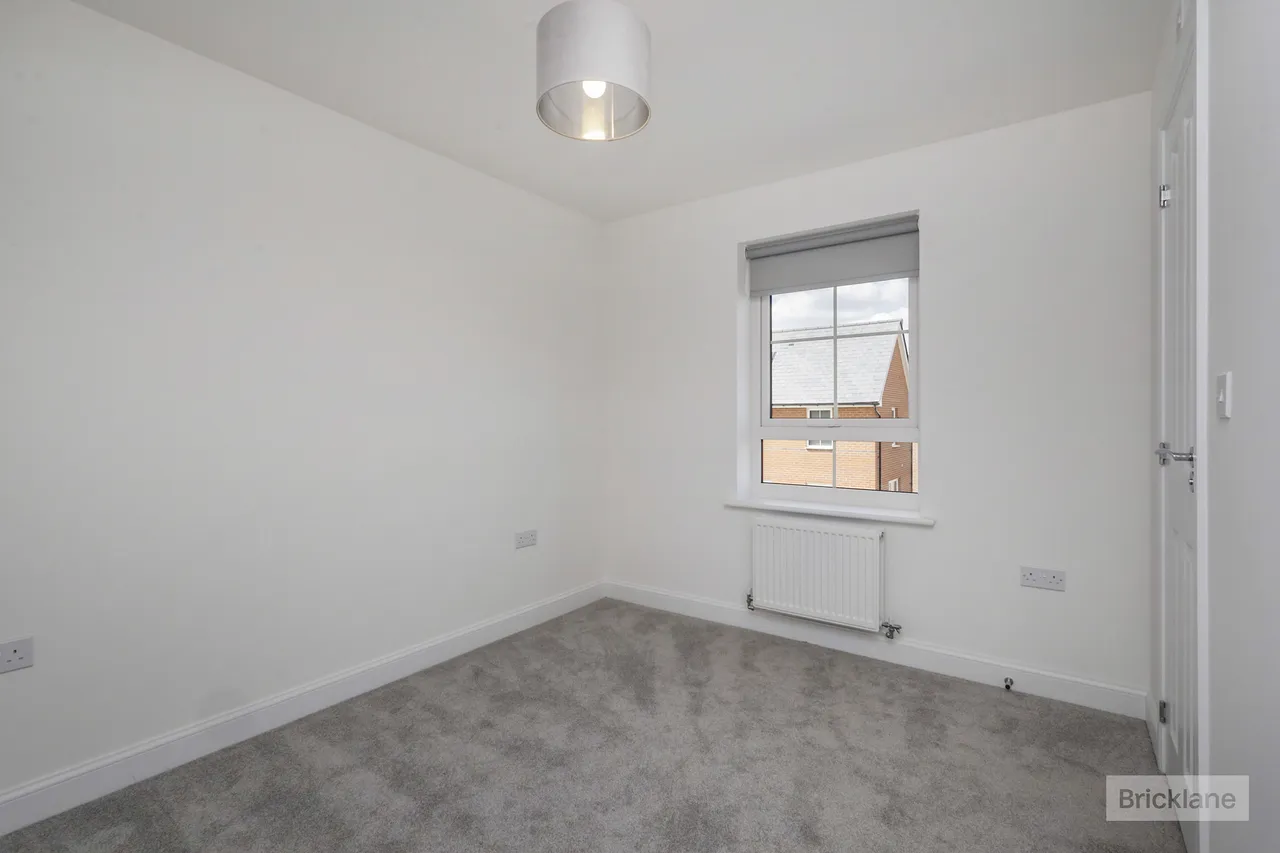 Tangmere Road, Hailsham, BN27, photo 9