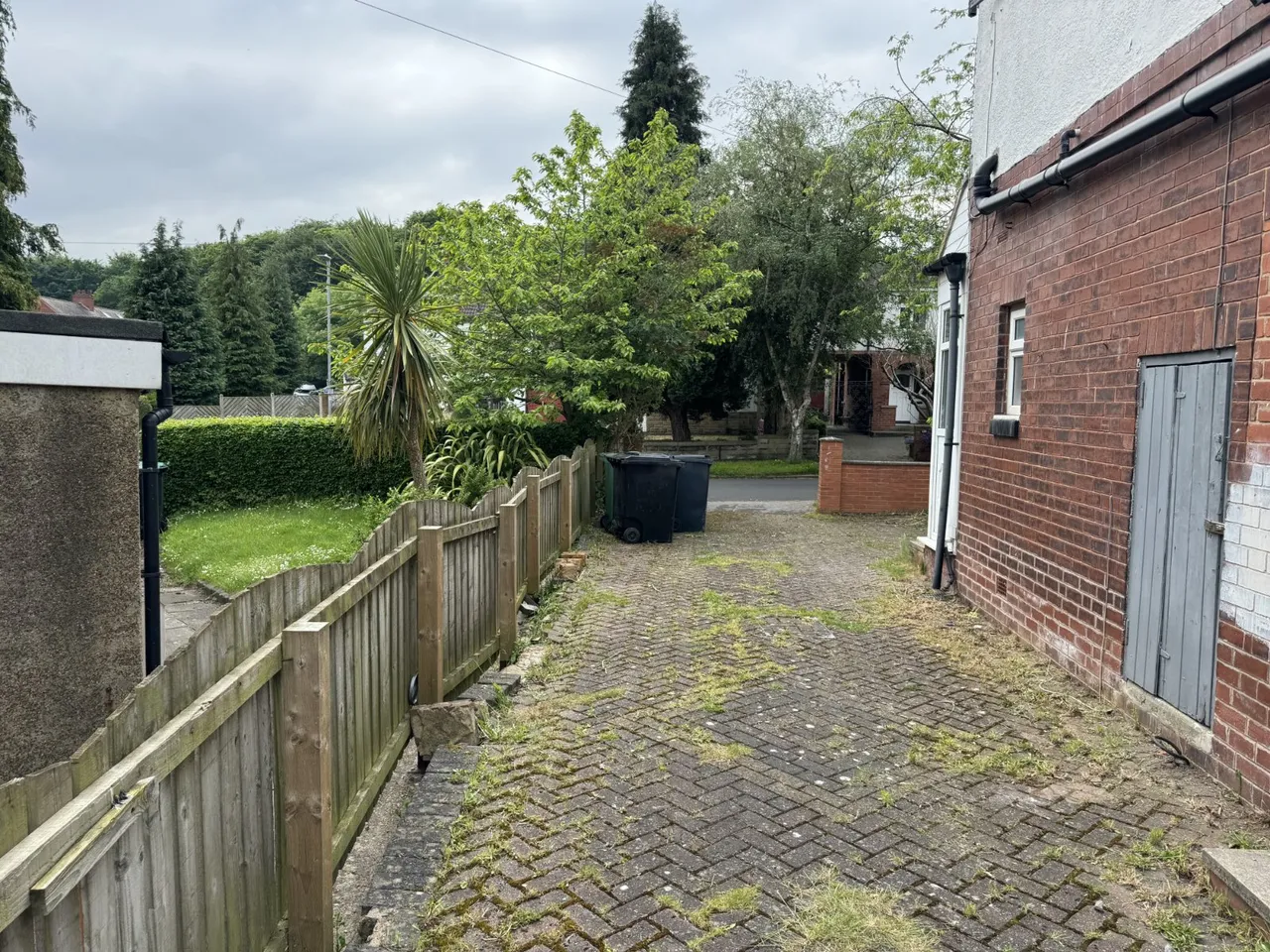 Becketts Park Drive, Headingley, LS6, photo 16