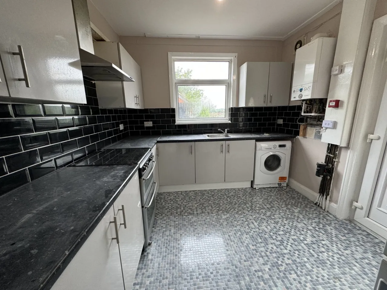 Becketts Park Drive, Headingley, LS6, photo 3