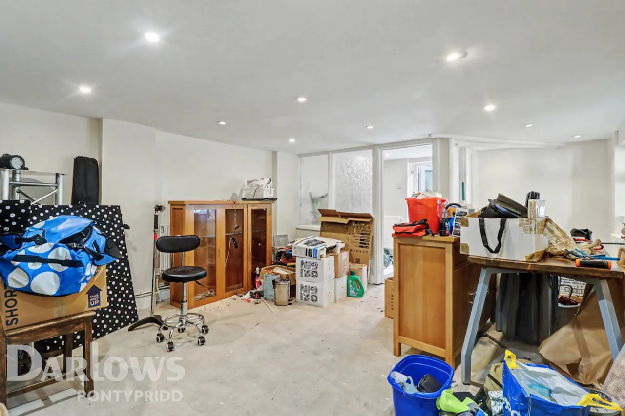 Nant Y Dall Avenue, Pontypridd, photo 18