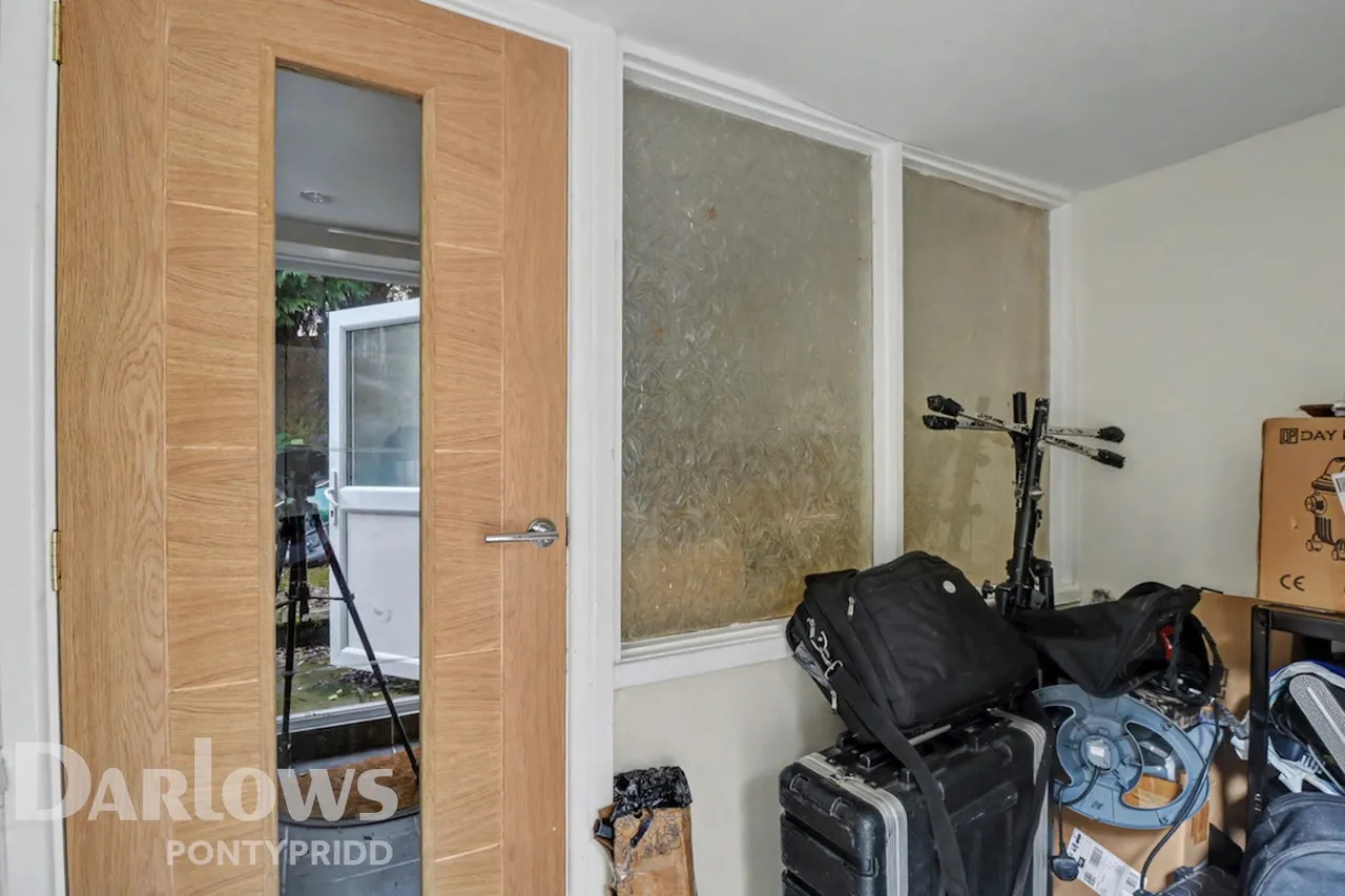Nant Y Dall Avenue, Pontypridd, photo 16