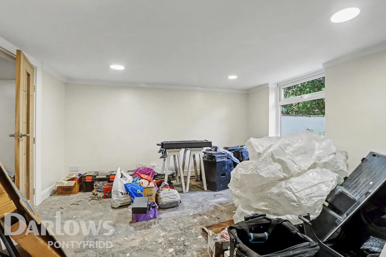 Nant Y Dall Avenue, Pontypridd, photo 20