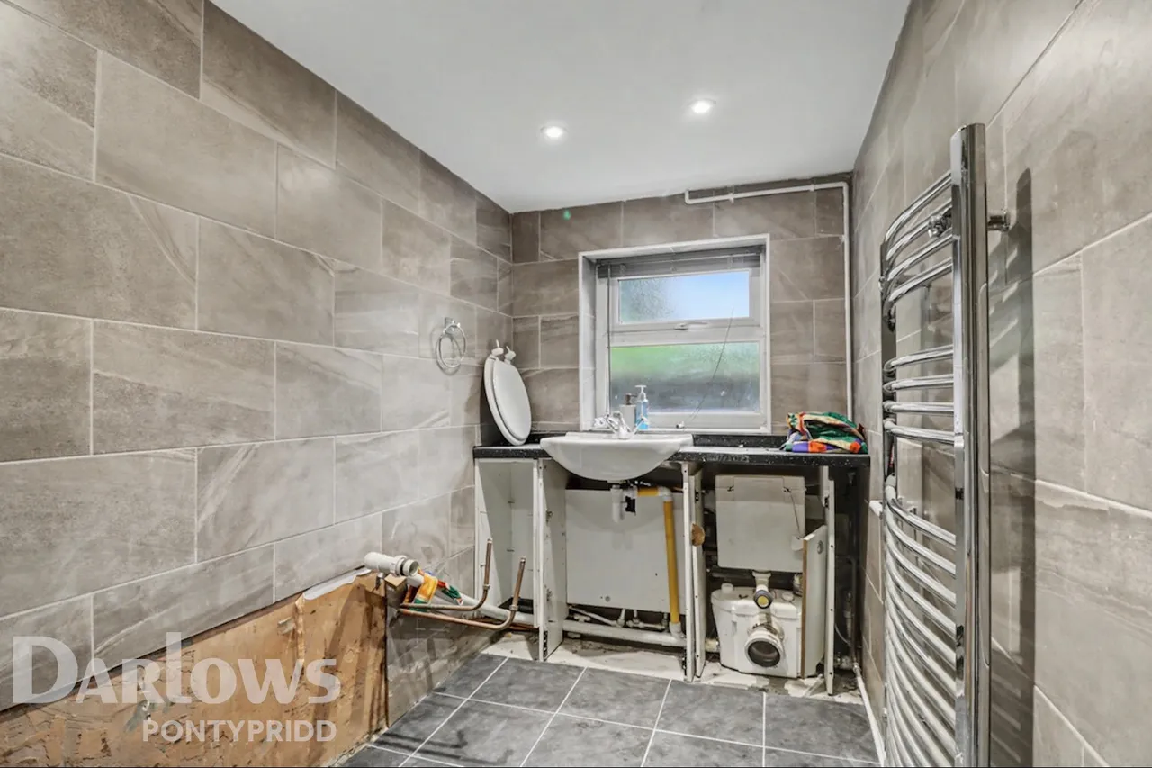 Nant Y Dall Avenue, Pontypridd, photo 23