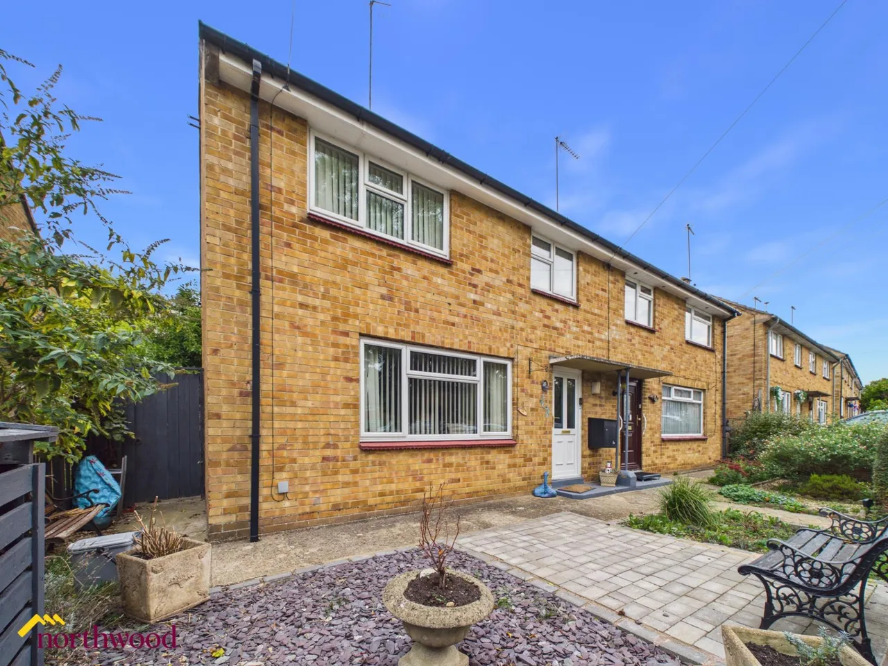 3 bed house for sale, Woodgreen Avenue, Banbury, OX16