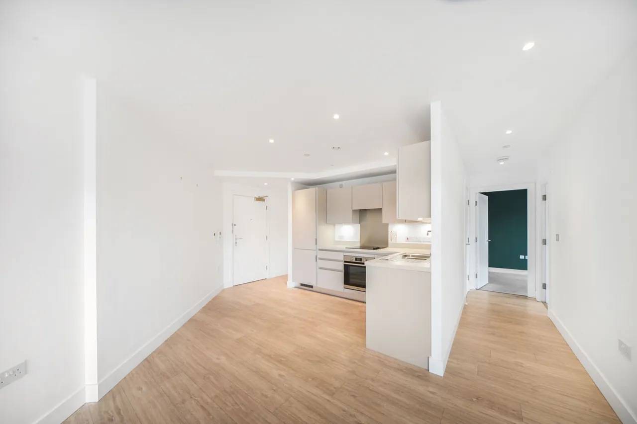 2 bed flat to rent, London, SE11