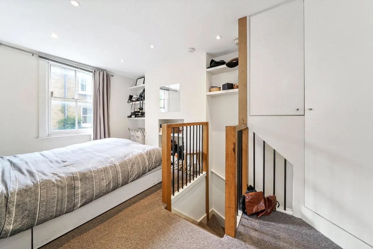 Ballater Road, London, SW2, photo 5