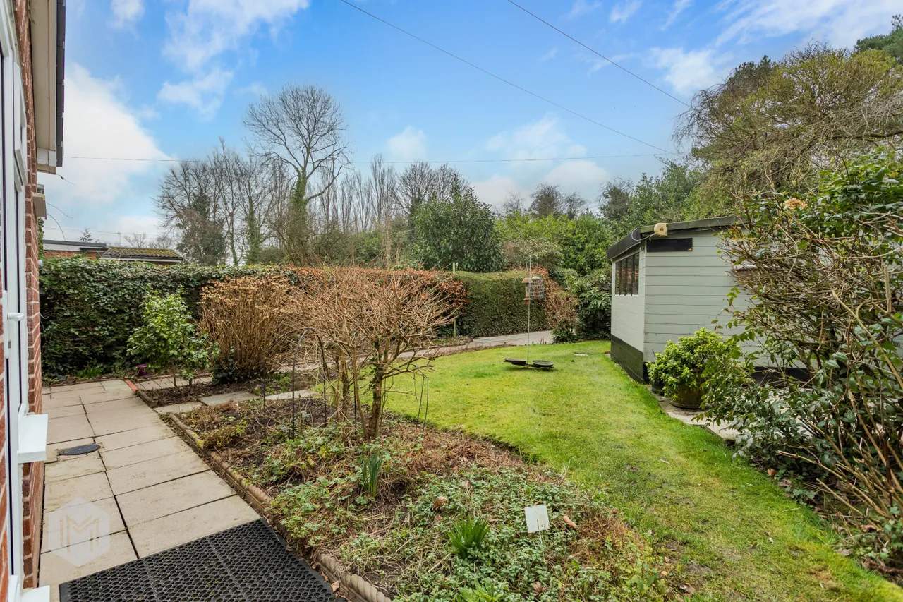 Wigshaw Lane, Culcheth, Warrington, WA3 4NF, photo 36