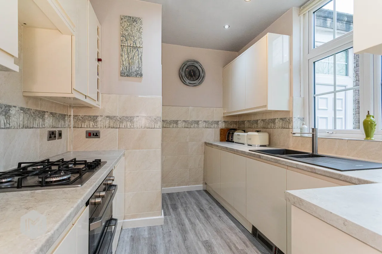 Wigshaw Lane, Culcheth, Warrington, WA3 4NF, photo 7