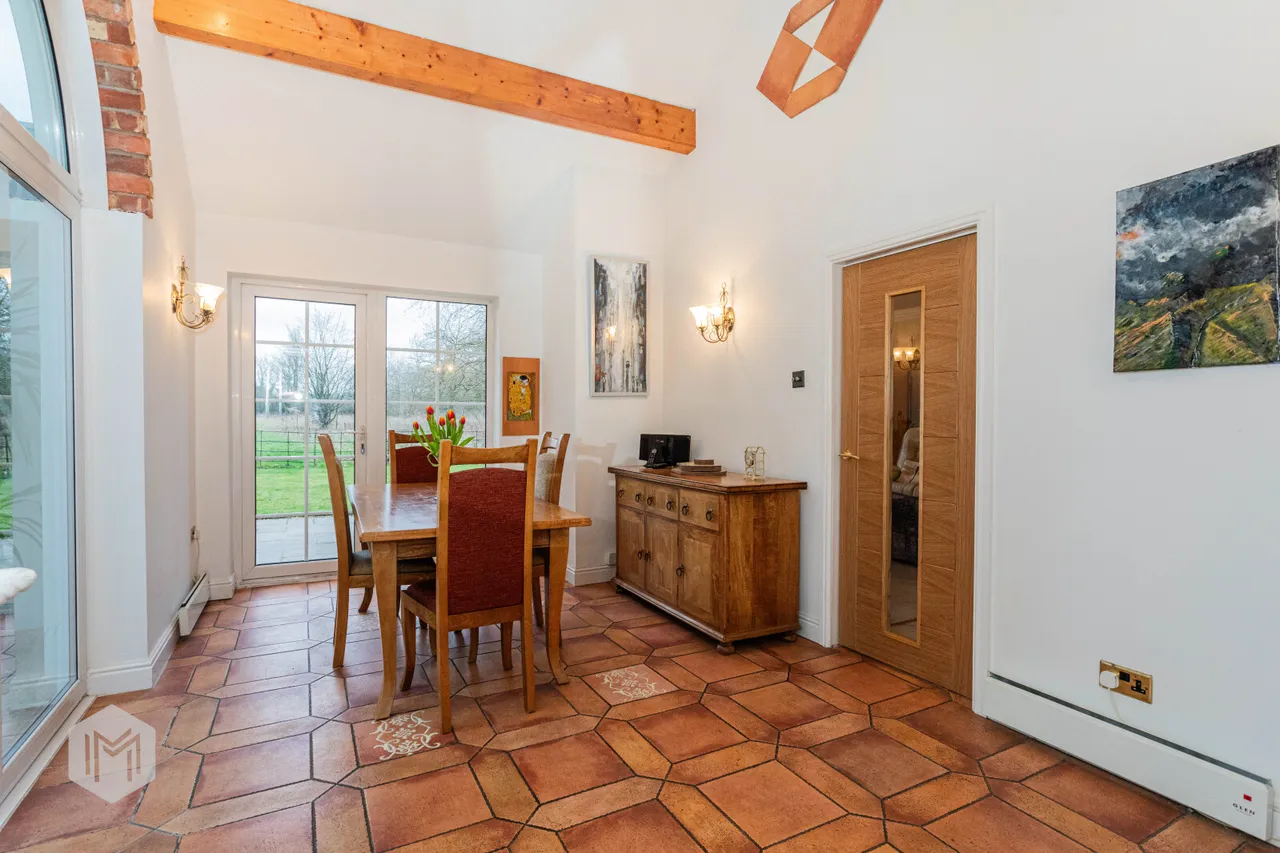 Wigshaw Lane, Culcheth, Warrington, WA3 4NF, photo 12