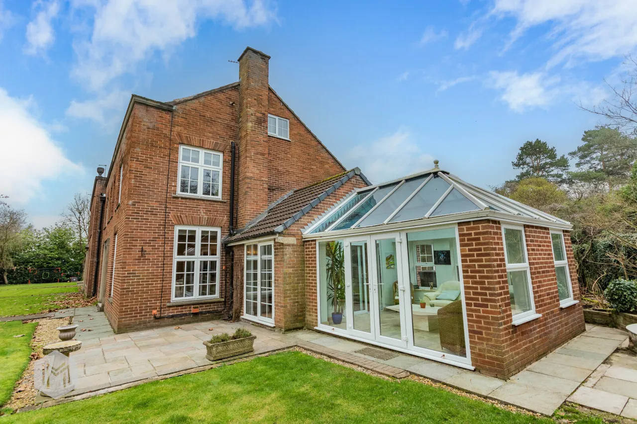 Wigshaw Lane, Culcheth, Warrington, WA3 4NF, photo 33