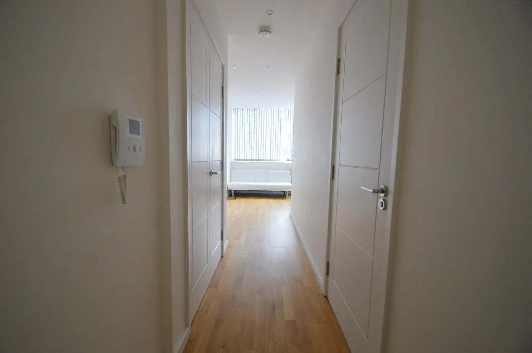 Bath Road, Slough, photo 7