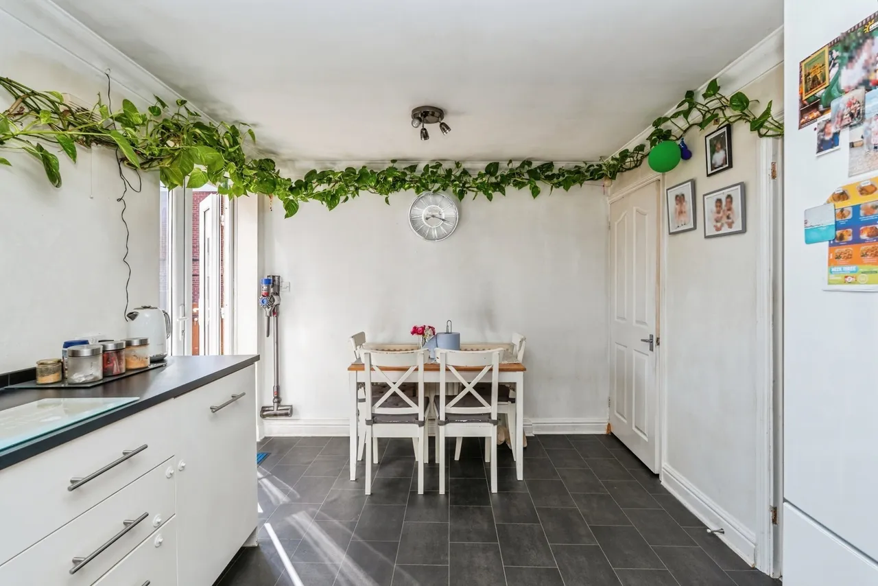 Butts Road, Southampton, SO19, photo 3