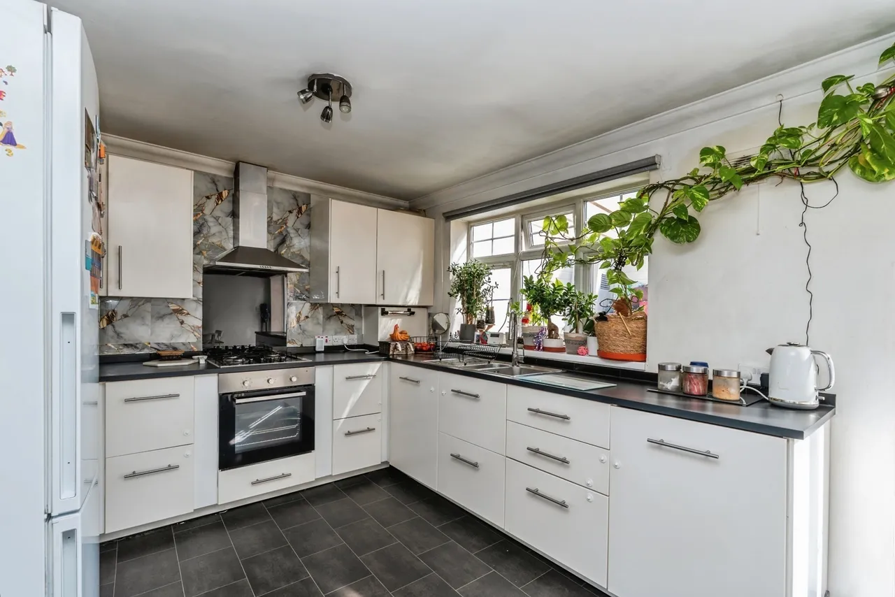 Butts Road, Southampton, SO19, photo 2