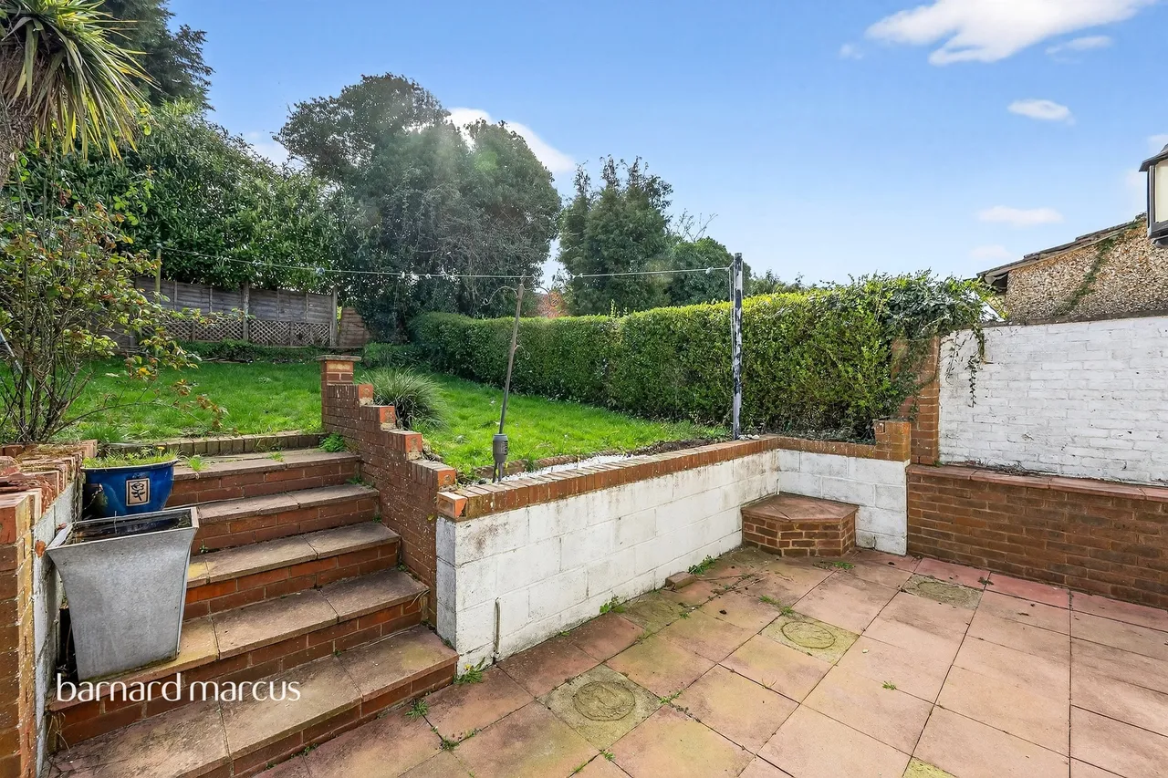 Grosvenor Road, Epsom, photo 10