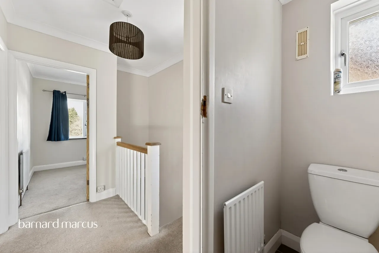 Grosvenor Road, Epsom, photo 12