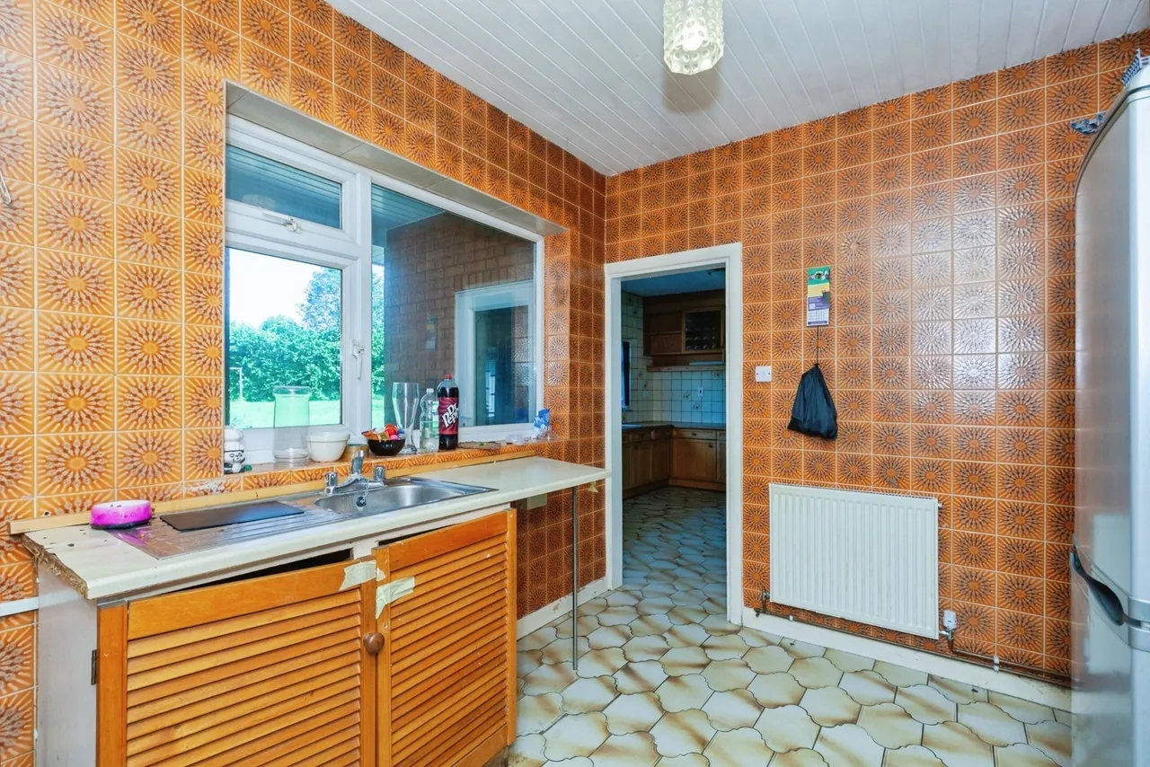 Hall Close, Glen Parva, LE2, photo 11