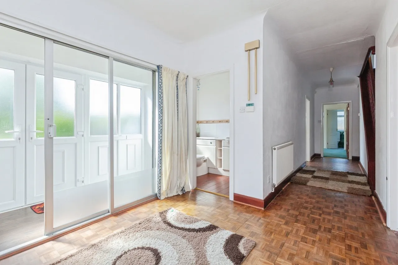 Hall Close, Glen Parva, LE2, photo 6