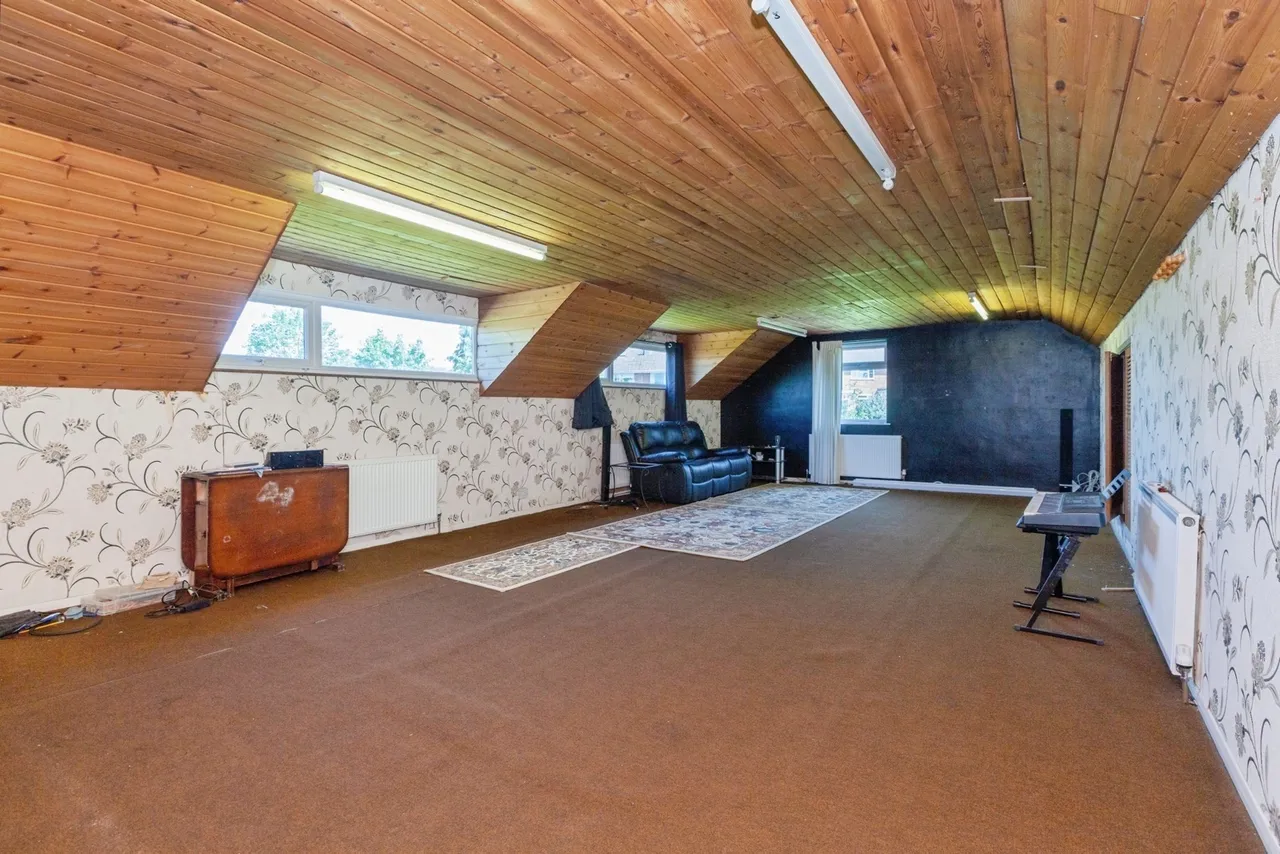Hall Close, Glen Parva, LE2, photo 23