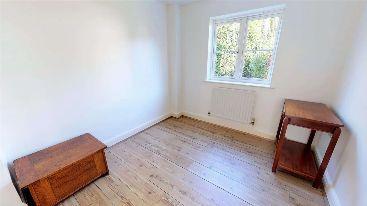 Foresters Court, Loughton, photo 7