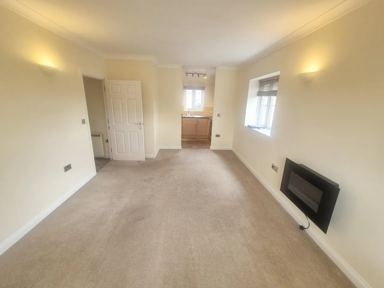 Paulls Close, Martock, TA12, photo 4